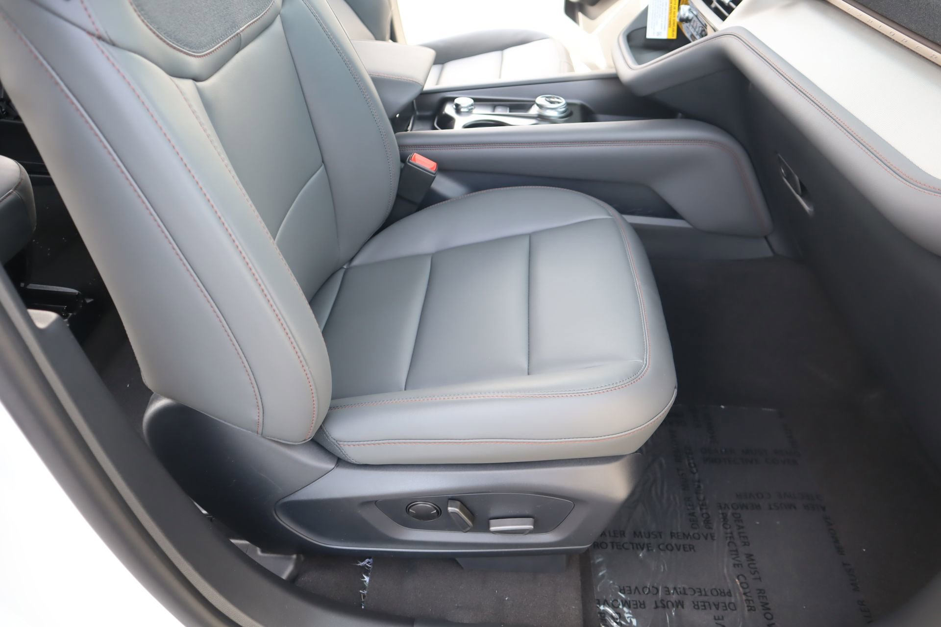 New 2026 Ford Explorer Active w/ Active Comfort Package AWD/4WD image 15