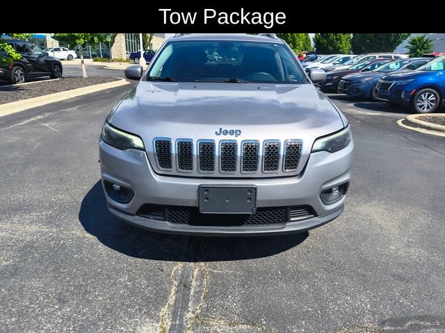 Used 2019 Jeep Cherokee Latitude Plus w/ Cold Weather Group AWD/4WD image 9