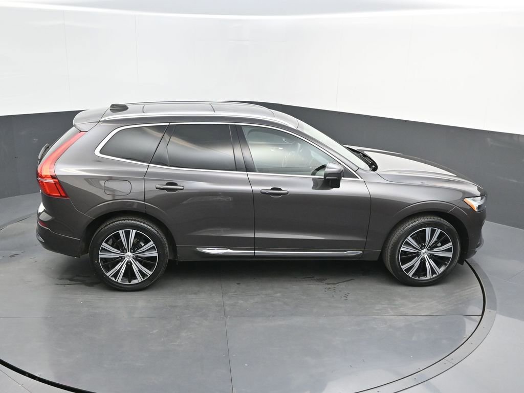 Certified 2023 Volvo XC60 B5 Plus w/ Protection Package Premier image 28