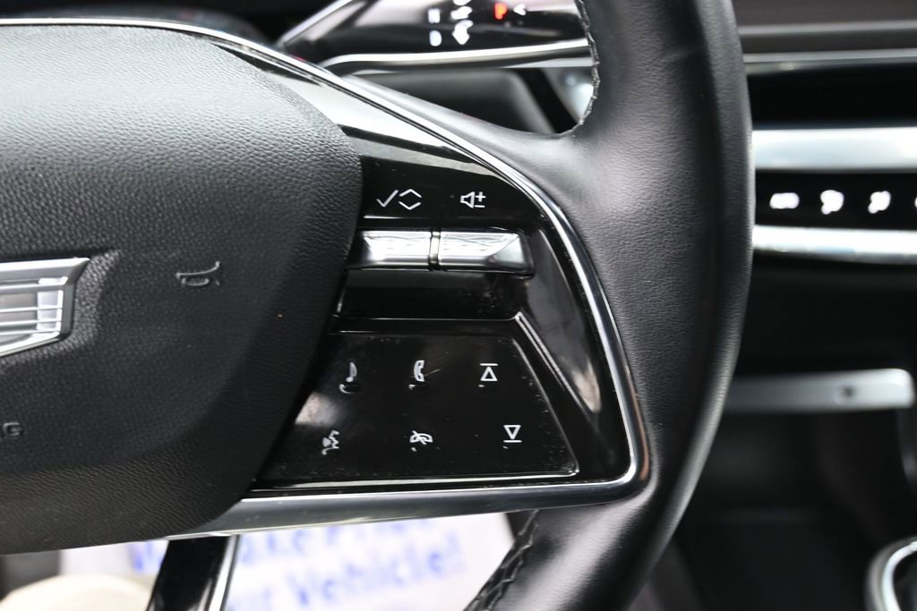 Used 2024 Cadillac Lyriq Tech RWD image 15