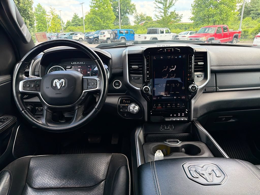 Used 2023 RAM 1500 Laramie AWD/4WD image 18