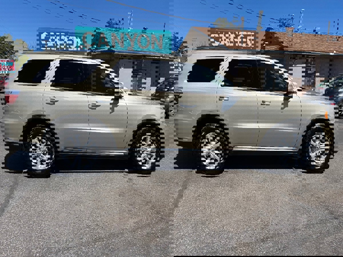 Used 2011 Dodge Durango Crew AWD/4WD image 3