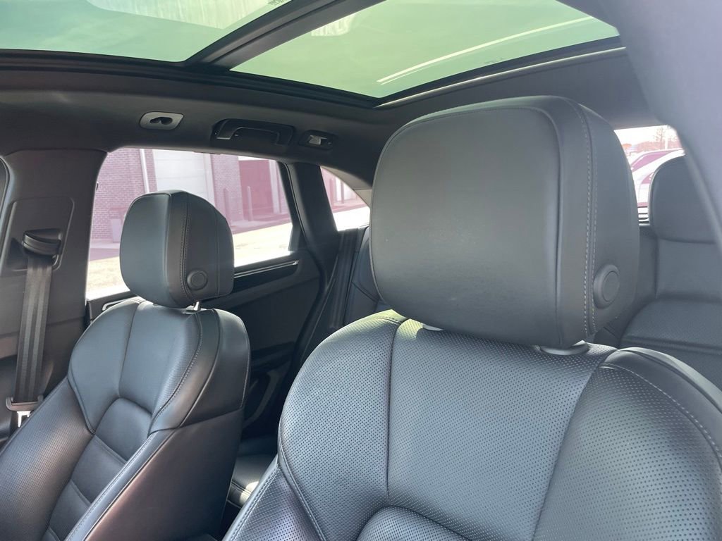 Used 2022 Porsche Macan S w/ Premium Package Plus image 20