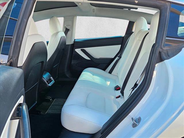 Used 2019 Tesla Model 3 Long Range image 18