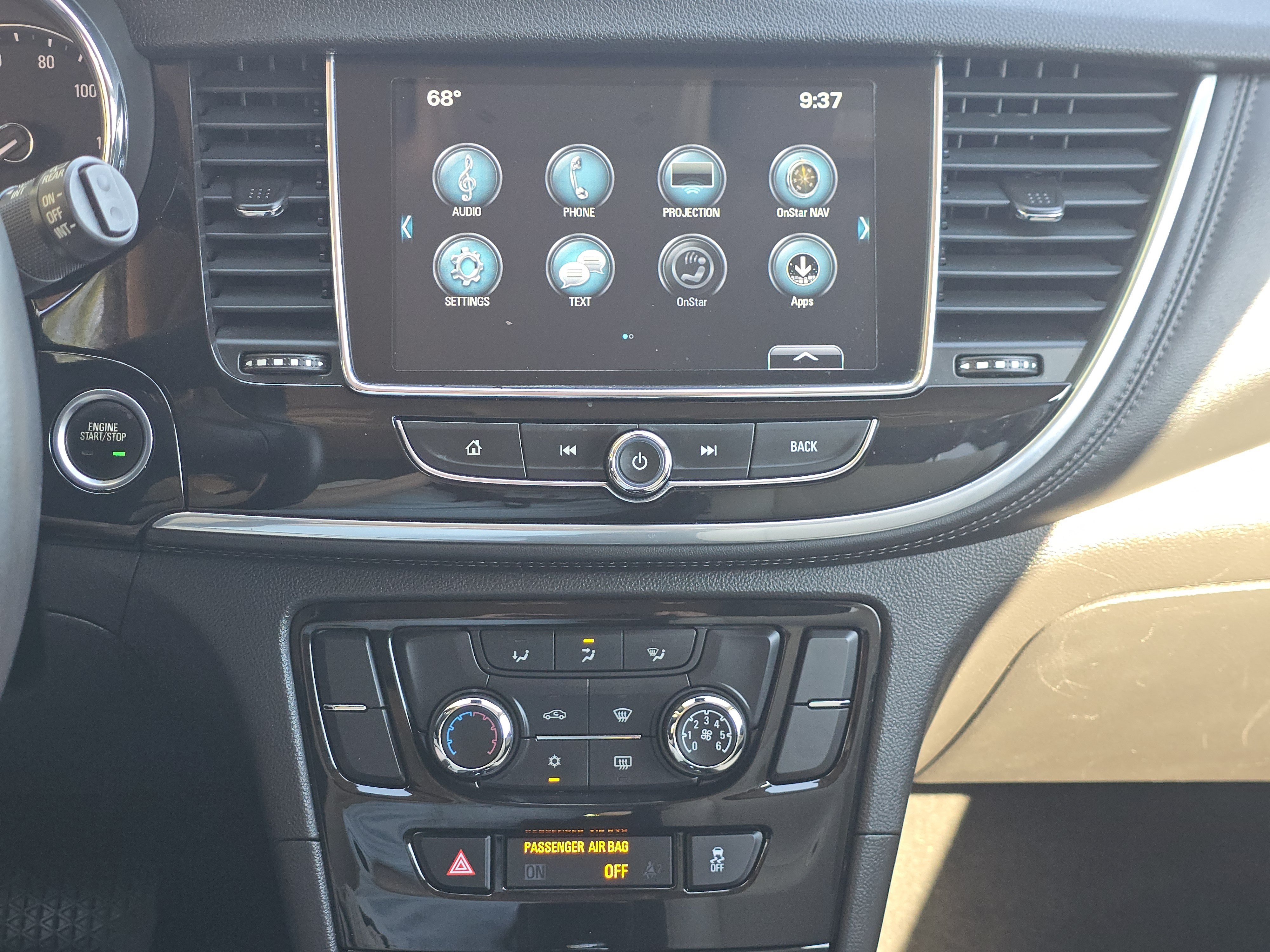 Used 2020 Buick Encore Preferred FWD image 23