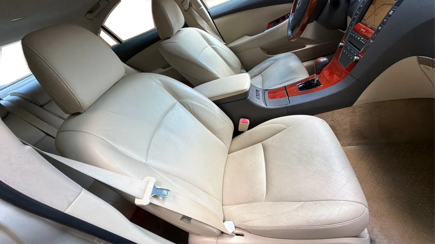 Used 2010 Lexus ES 350 FWD image 18
