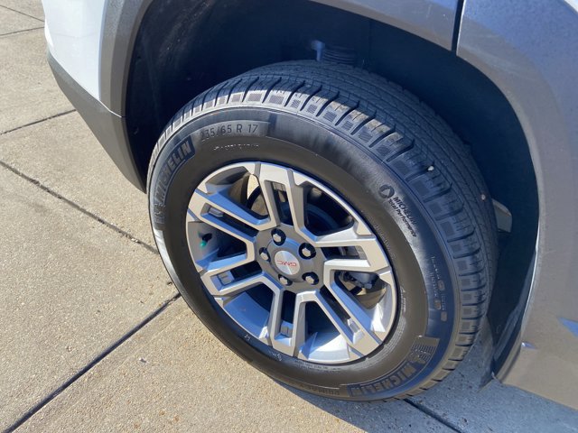 Used 2025 GMC Terrain Elevation AWD/4WD image 34