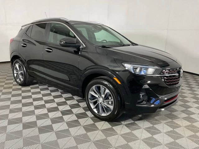 Used 2023 Buick Encore GX Select w/ Sport Touring Package FWD image 3