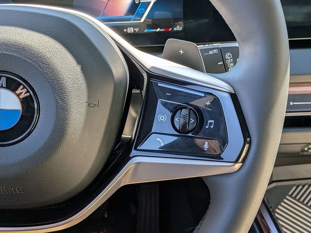 Used 2025 BMW X3 xDrive30i w/ Premium Package image 30