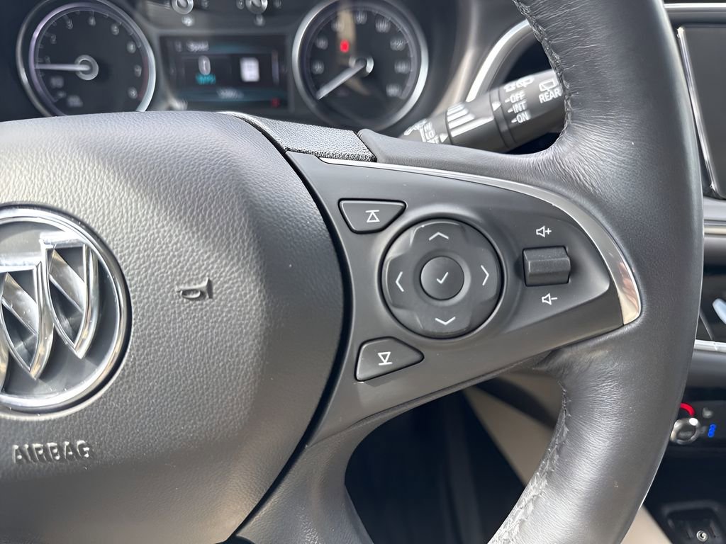 Used 2018 Buick Enclave Premium image 18