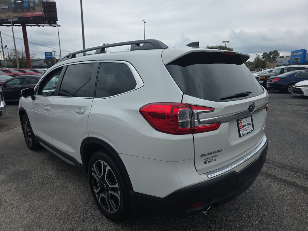 Used 2023 Subaru Ascent Limited w/ Technology Package AWD/4WD image 7