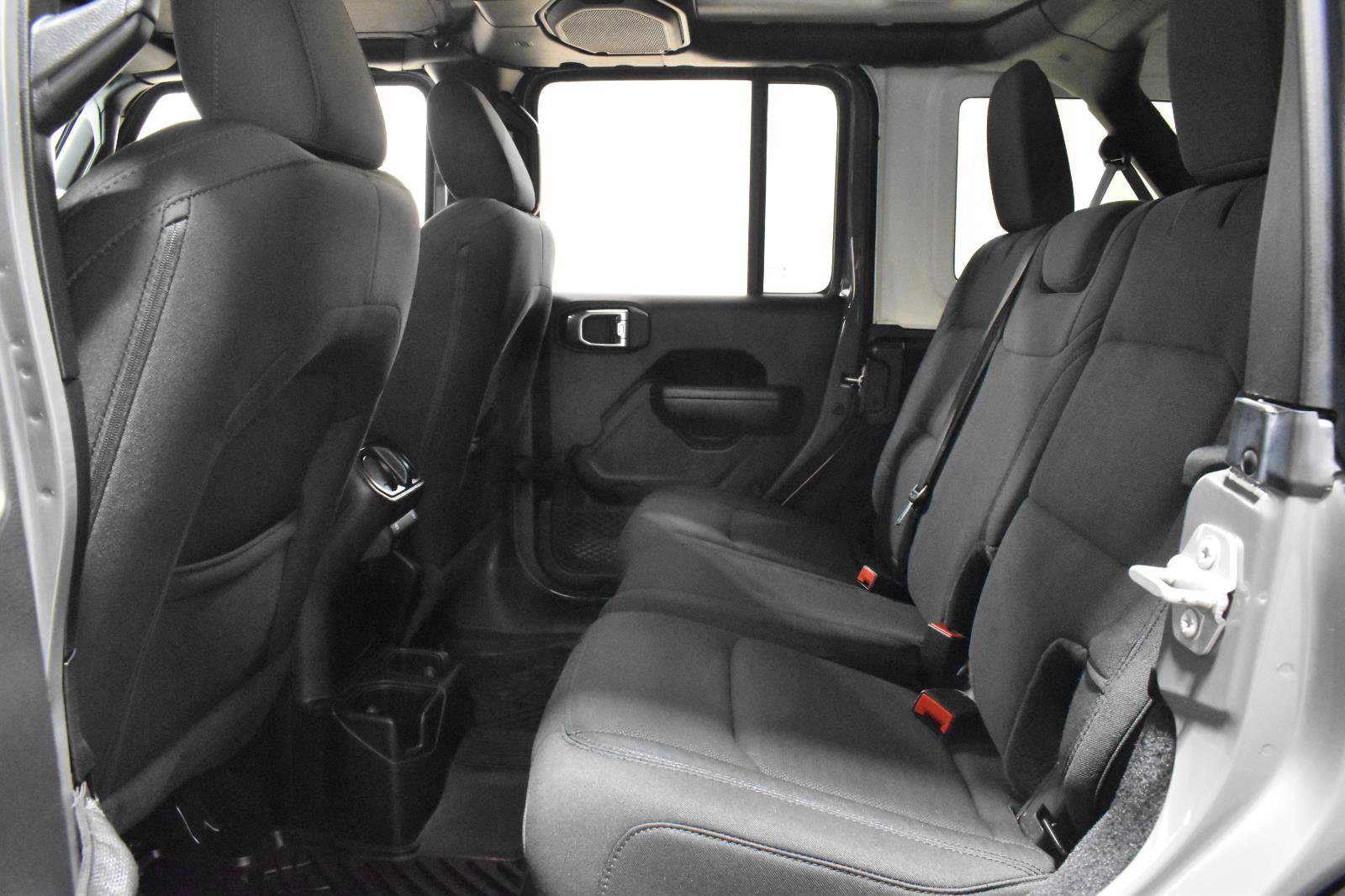 Used 2021 Jeep Wrangler Unlimited Sport image 4