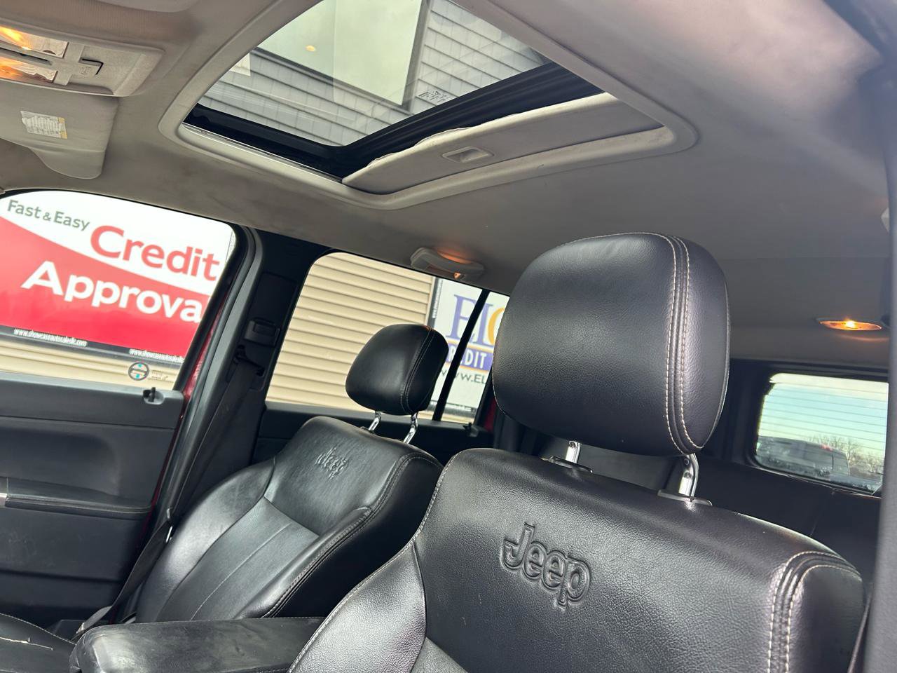 Used 2012 Jeep Liberty Limited Jet image 18