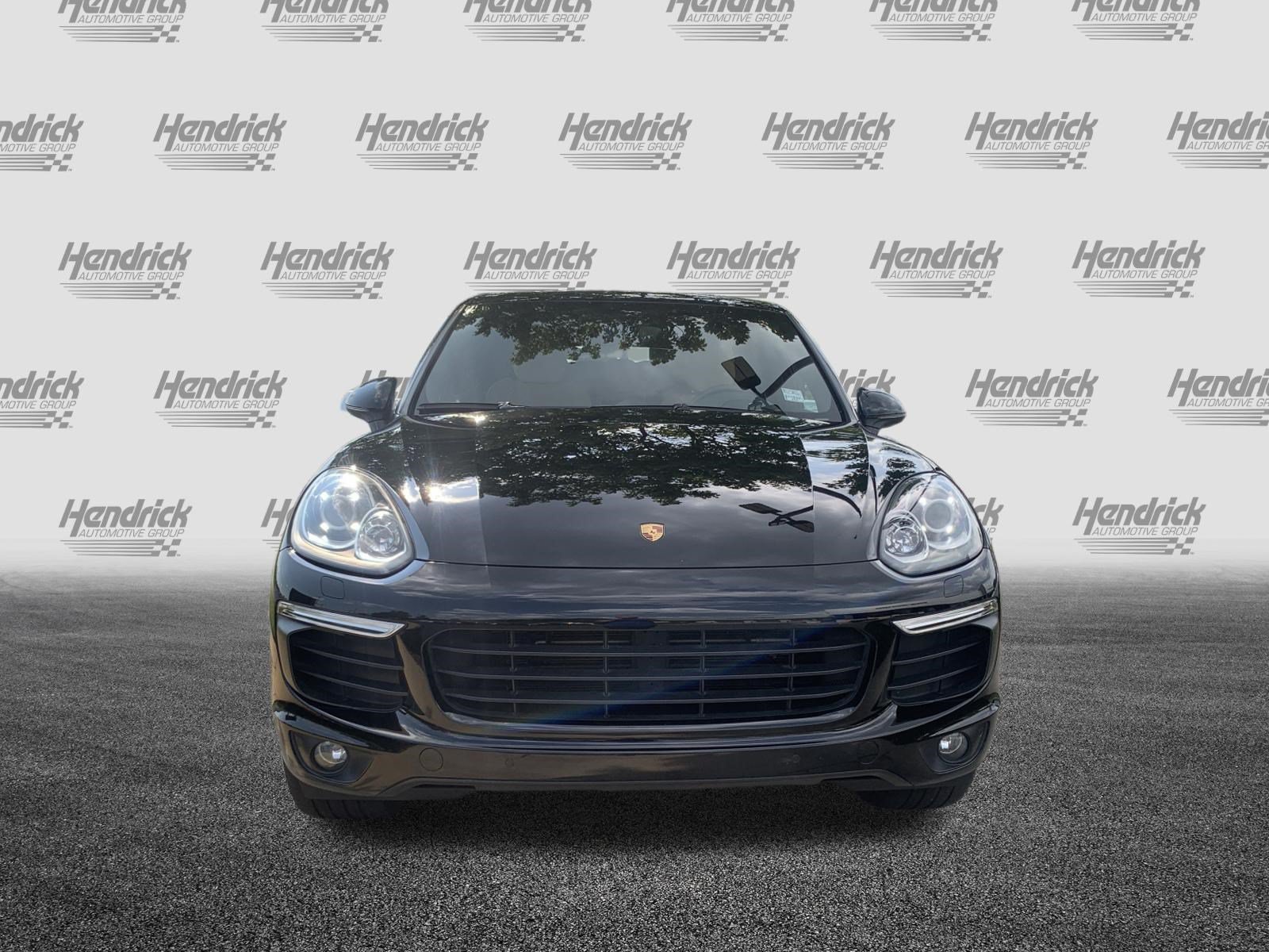 Used 2018 Porsche Cayenne Platinum Edition AWD/4WD image 3