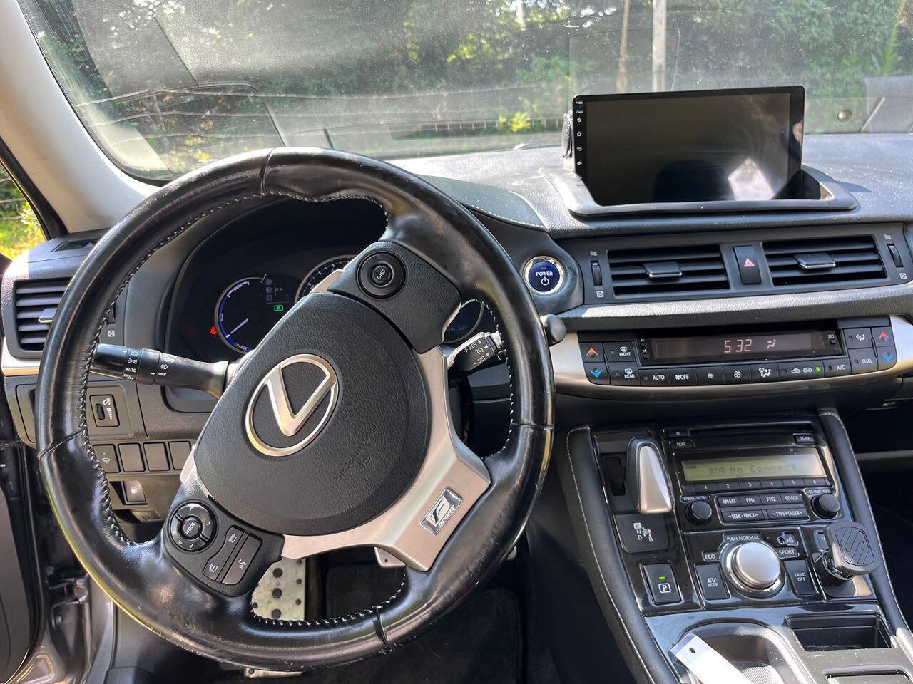 Used 2017 Lexus CT 200h w/ Accessory Package 2 FWD image 7