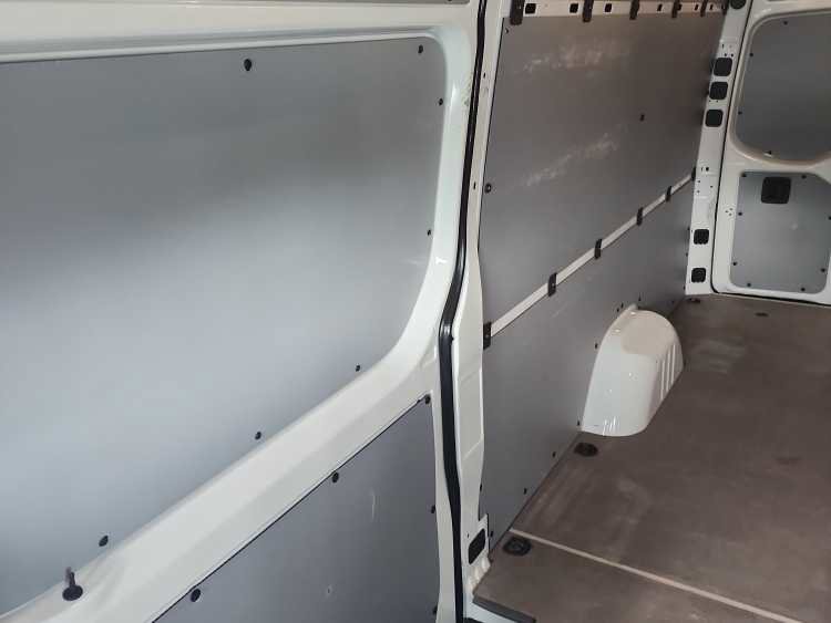 Used 2021 Mercedes-Benz Sprinter 2500 image 28
