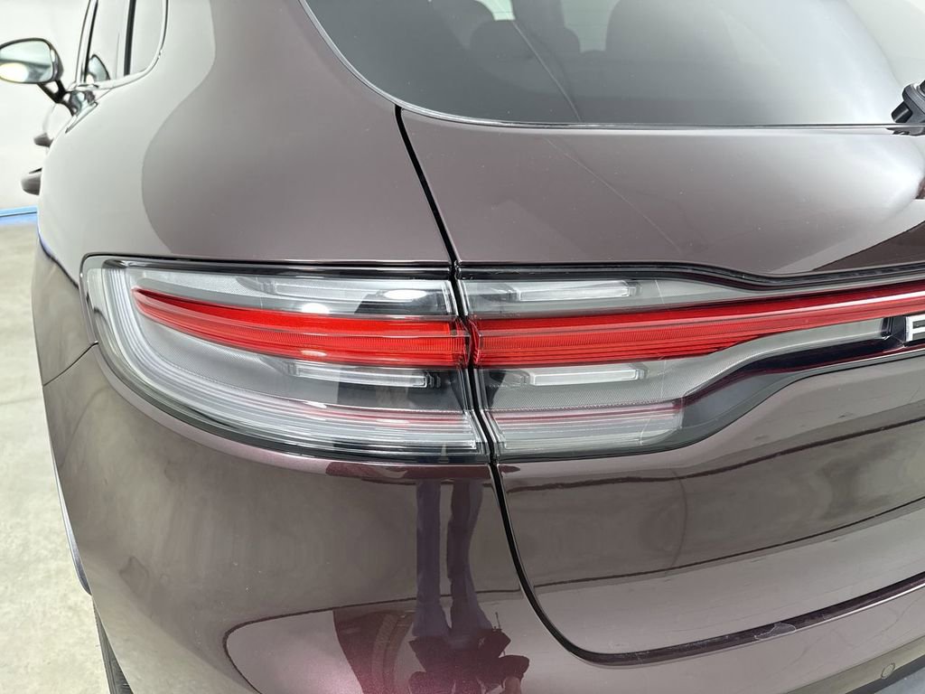 New 2026 Porsche Macan AWD/4WD image 18