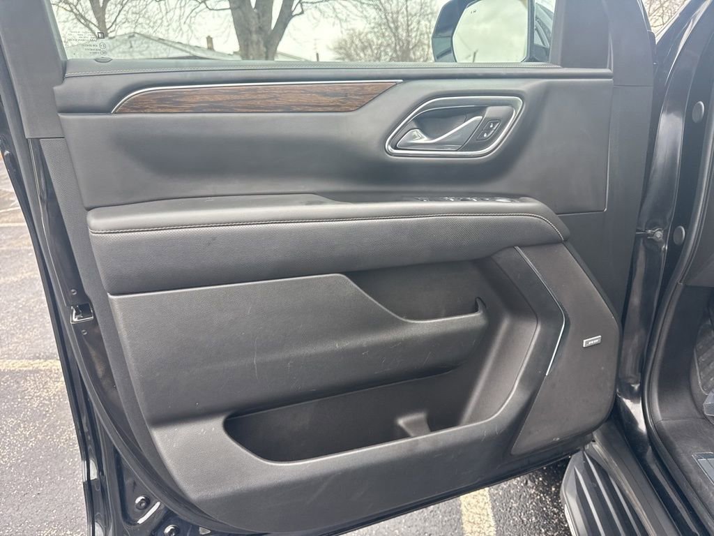 Used 2024 Chevrolet Tahoe Premier image 14