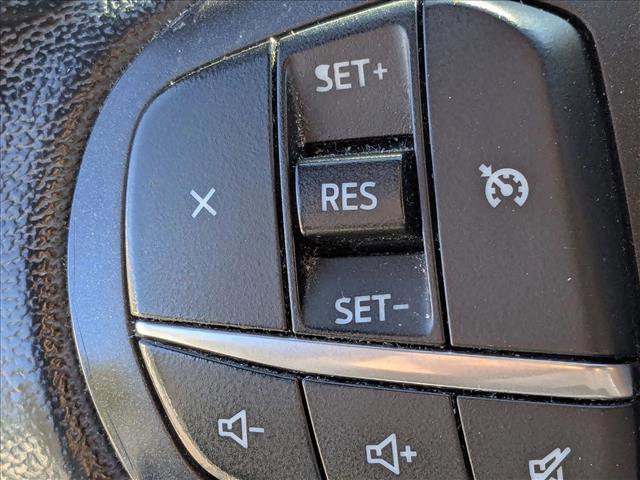 Used 2020 Ford Explorer XLT w/ Equipment Group 202A image 10