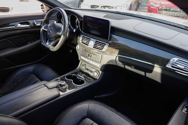 Used 2015 Mercedes-Benz CLS 400 image 21