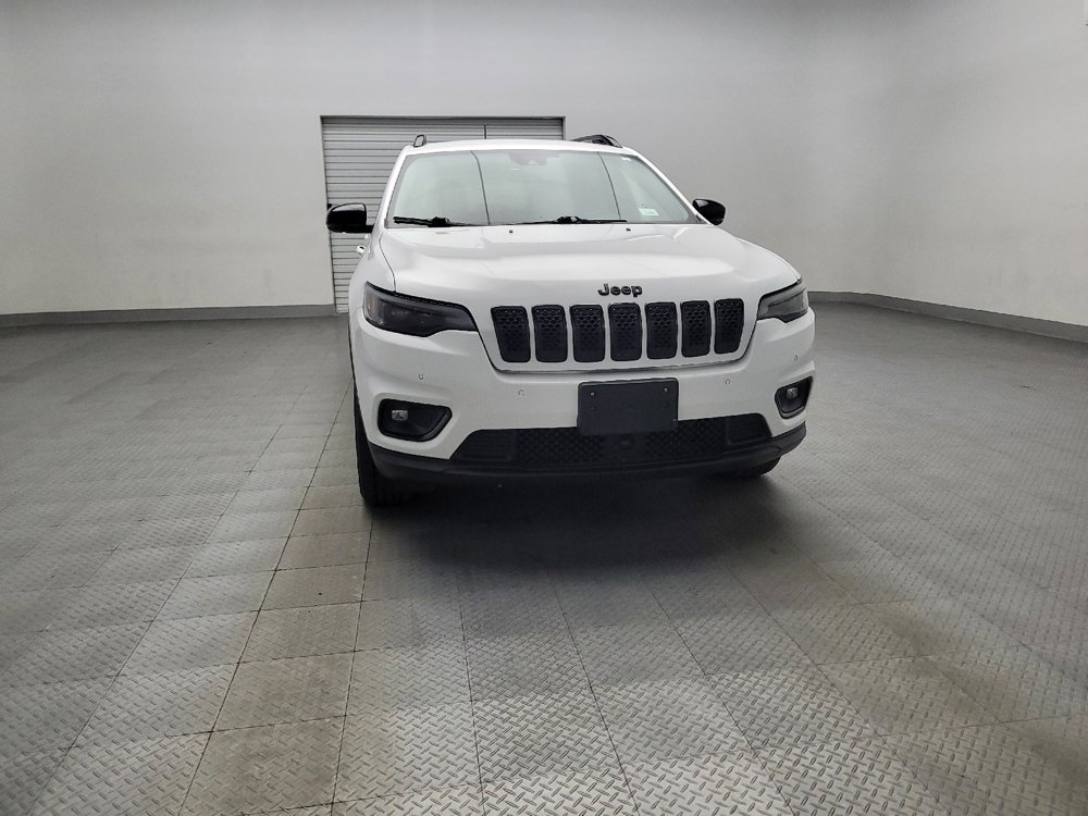 Used 2023 Jeep Cherokee Altitude Lux image 14
