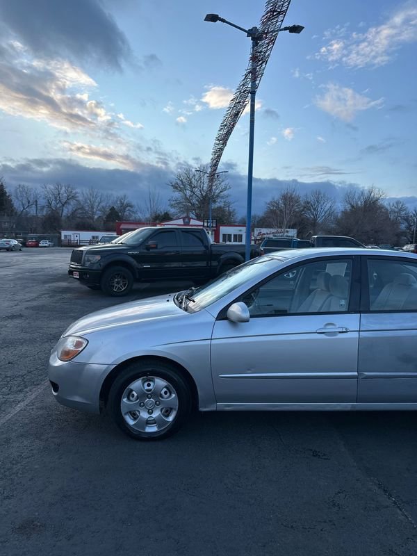 Used 2008 Kia Spectra EX image 17