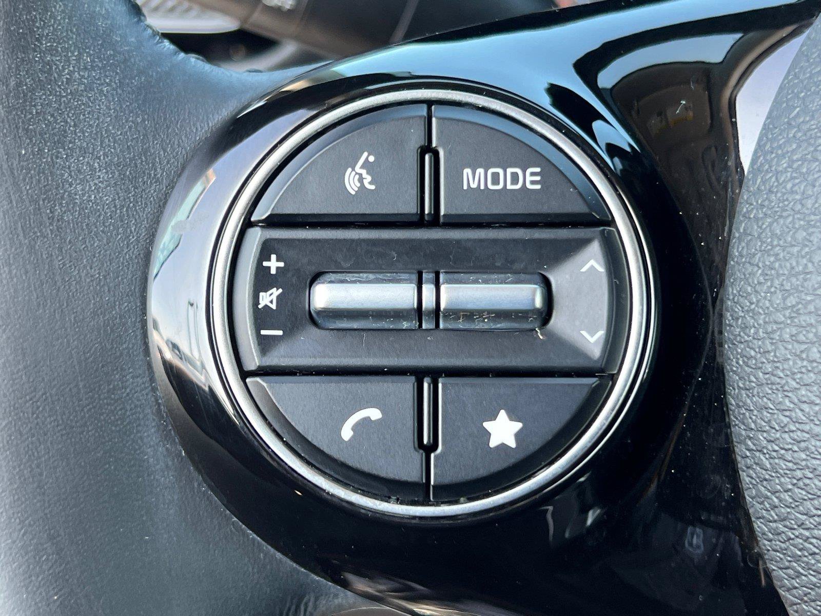 Used 2025 Kia Soul EX FWD image 24