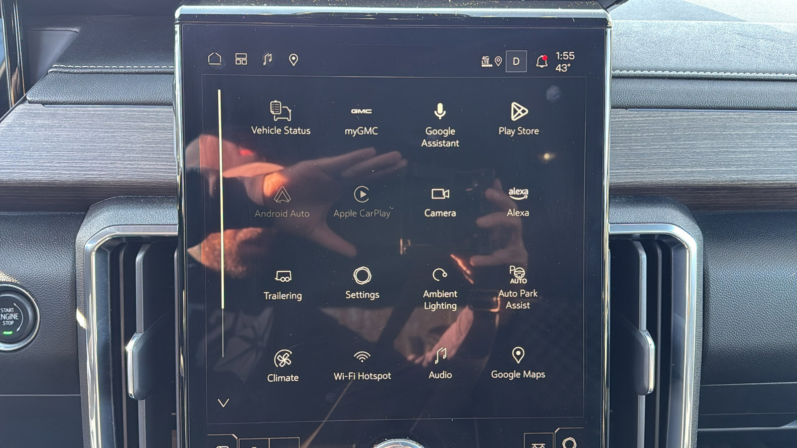 Used 2024 GMC Acadia Denali w/ Super Cruise Package image 19