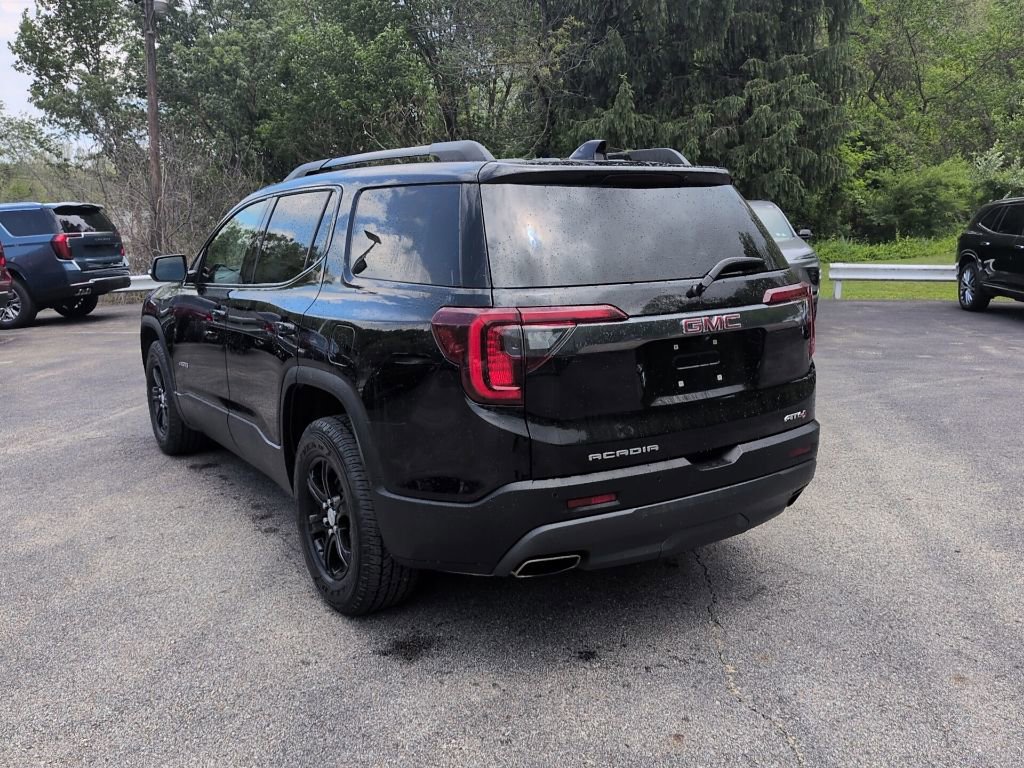 Used 2023 GMC Acadia AT4 w/ Trailering Package AWD/4WD image 9
