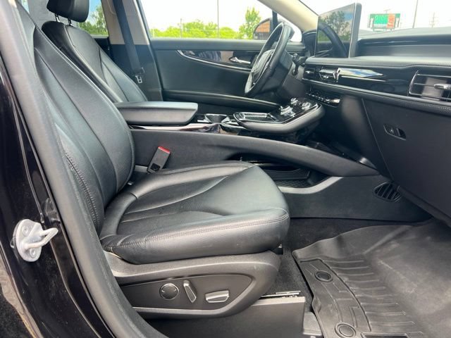 Used 2023 Lincoln Nautilus AWD image 22