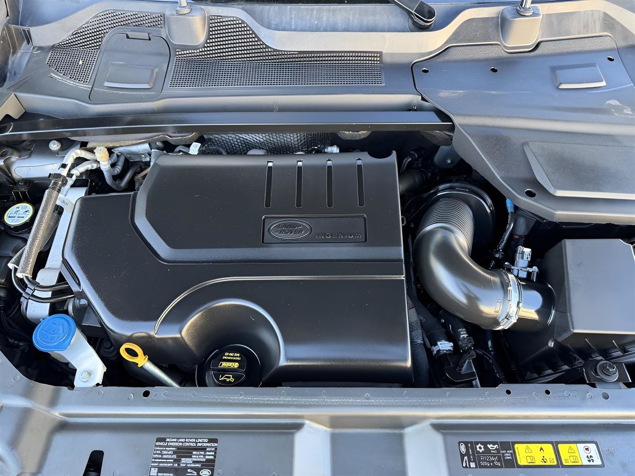 Used 2019 Land Rover Discovery Sport HSE Dynamic AWD/4WD image 31