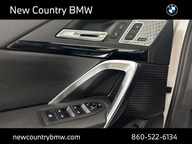Used 2025 BMW X1 xDrive28i w/ Premium Package image 12