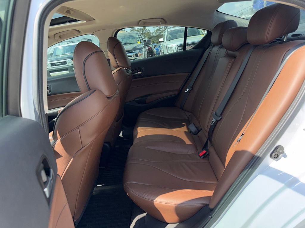 Used 2019 Acura ILX image 24