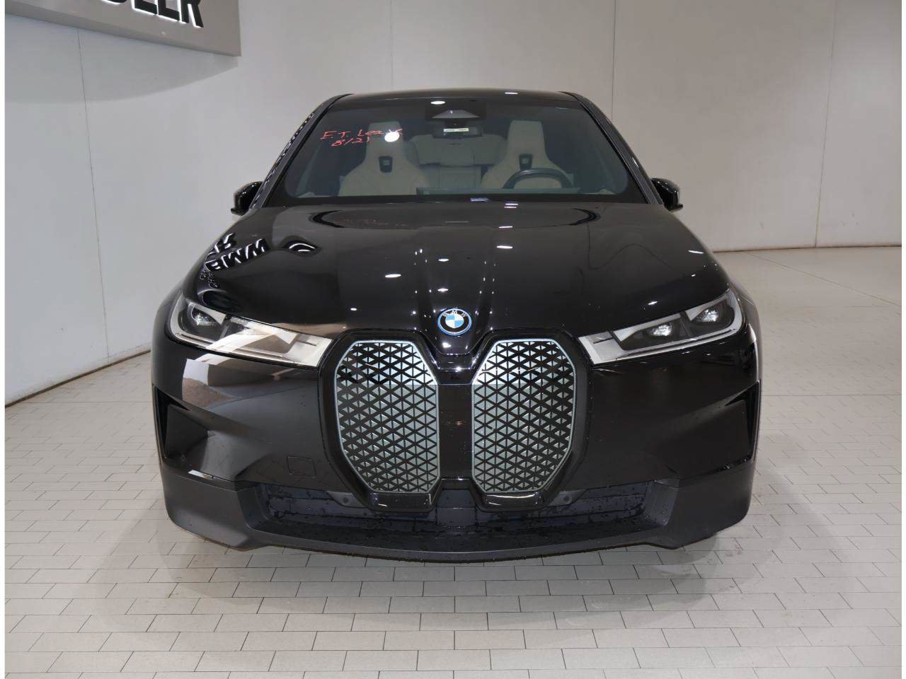 Certified 2024 BMW iX xDrive50 AWD/4WD image 8