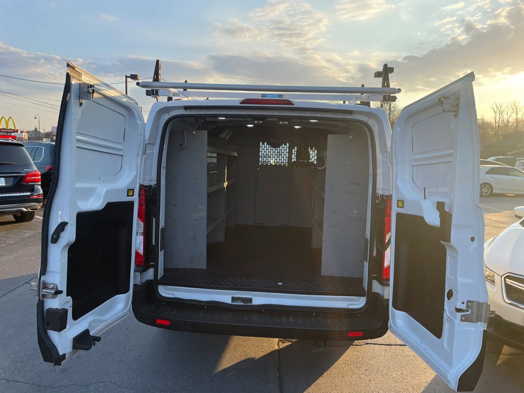 Used 2020 Ford Transit 150 Low Roof RWD image 5