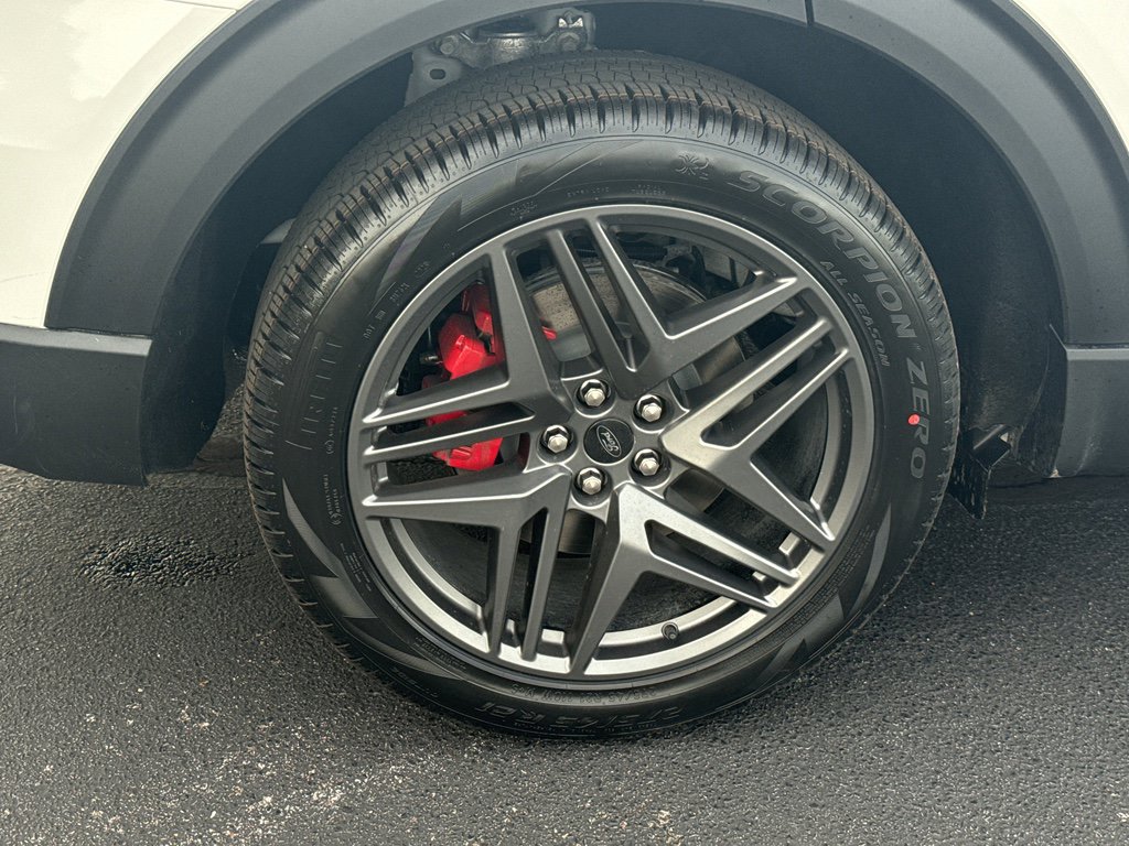 New 2026 Ford Explorer ST-Line w/ ST-Line Street Pack image 22