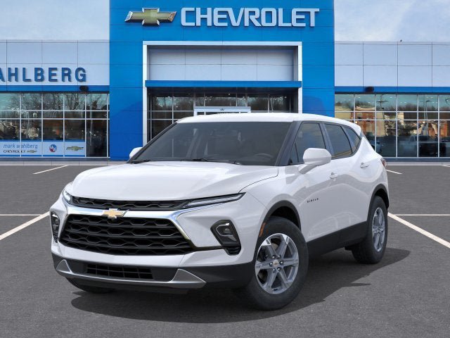 New 2026 Chevrolet Blazer LT FWD image 6