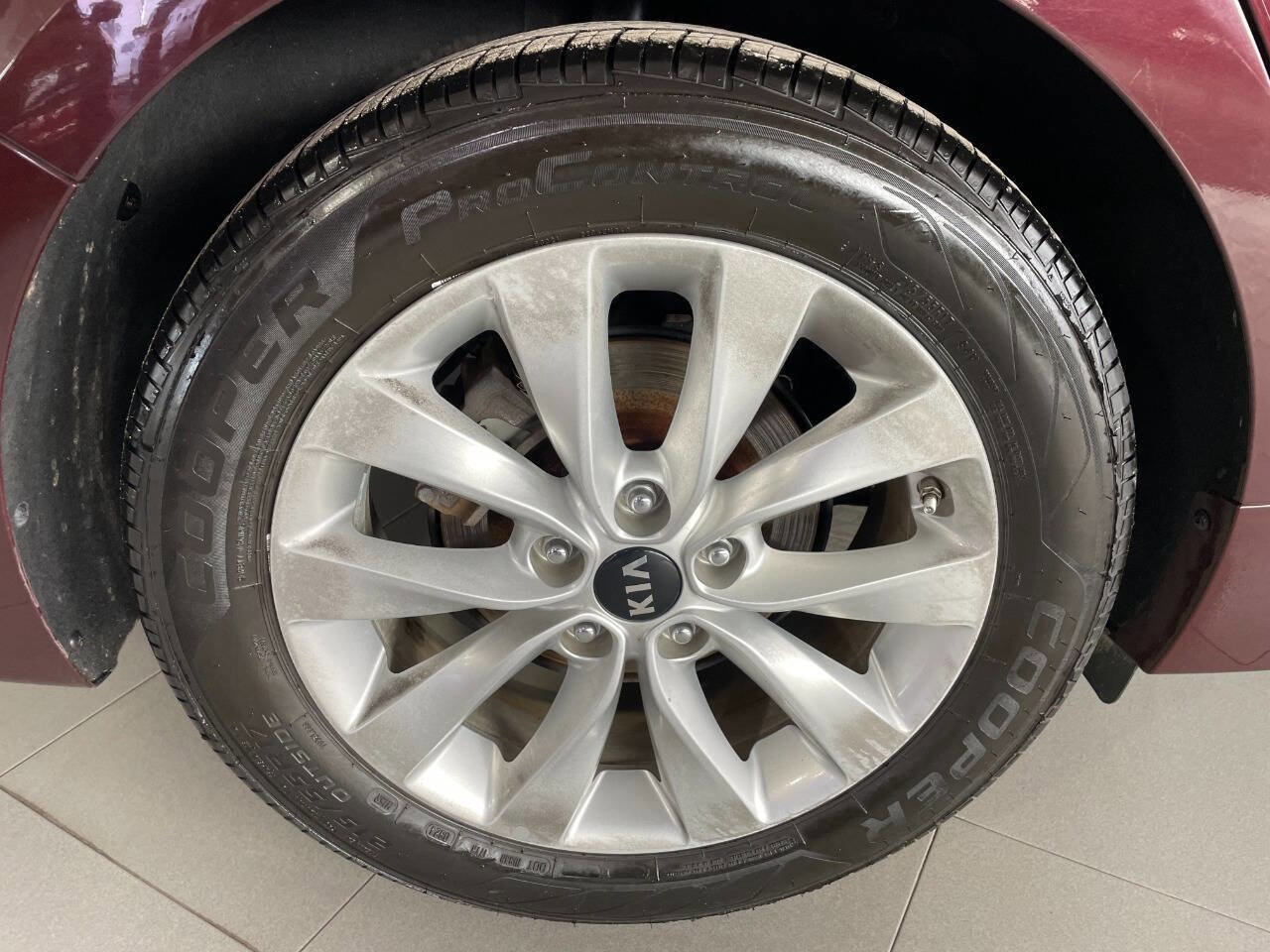 Used 2017 Kia Optima EX image 12