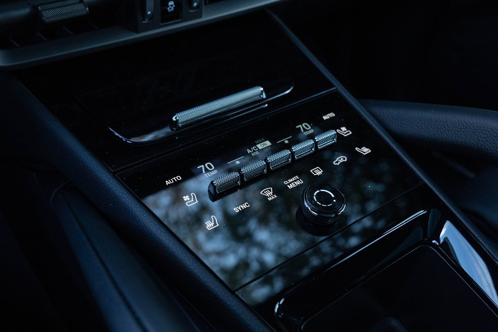 Certified 2025 Porsche Cayenne image 31