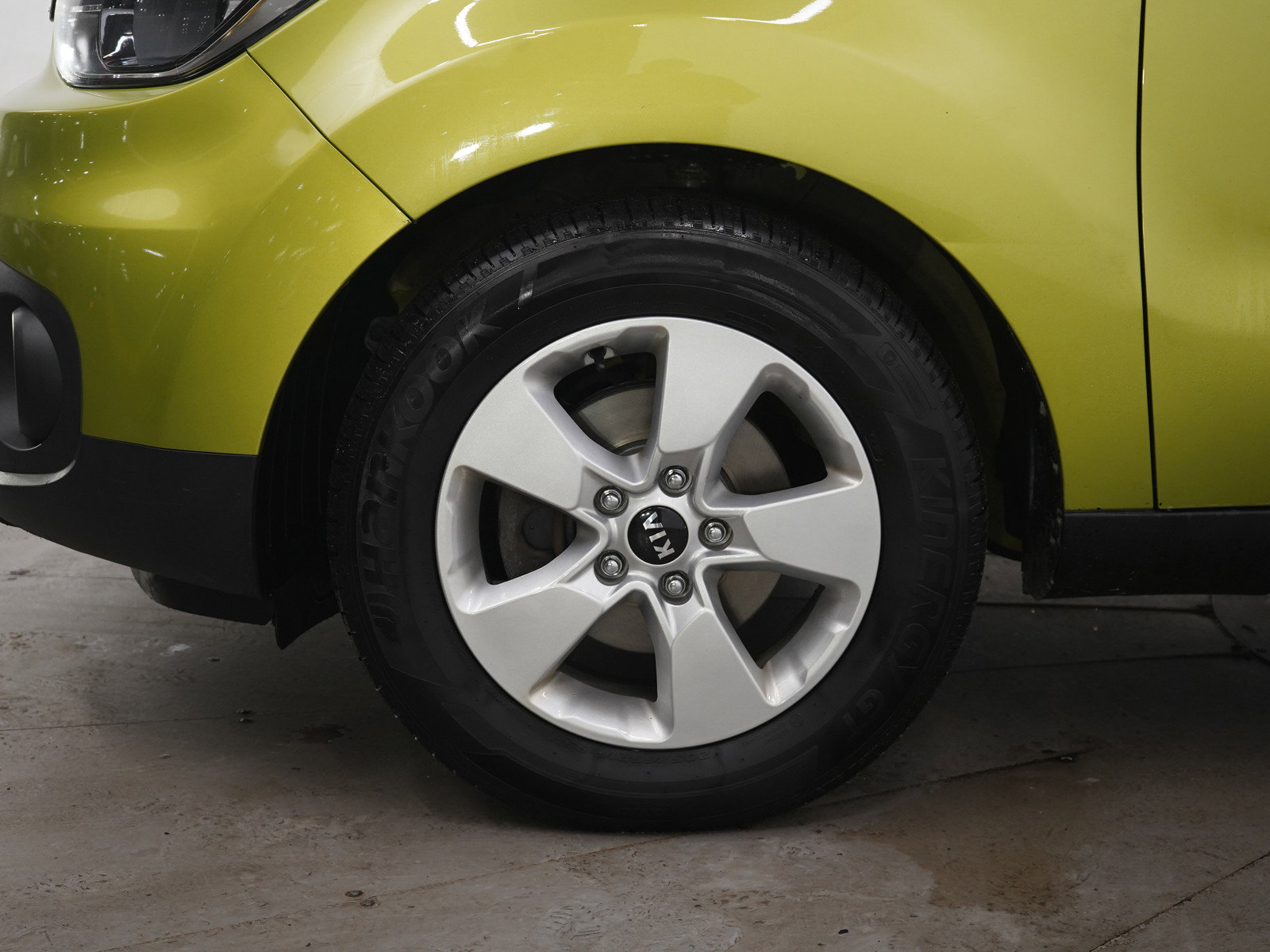 Used 2018 Kia Soul Base image 27