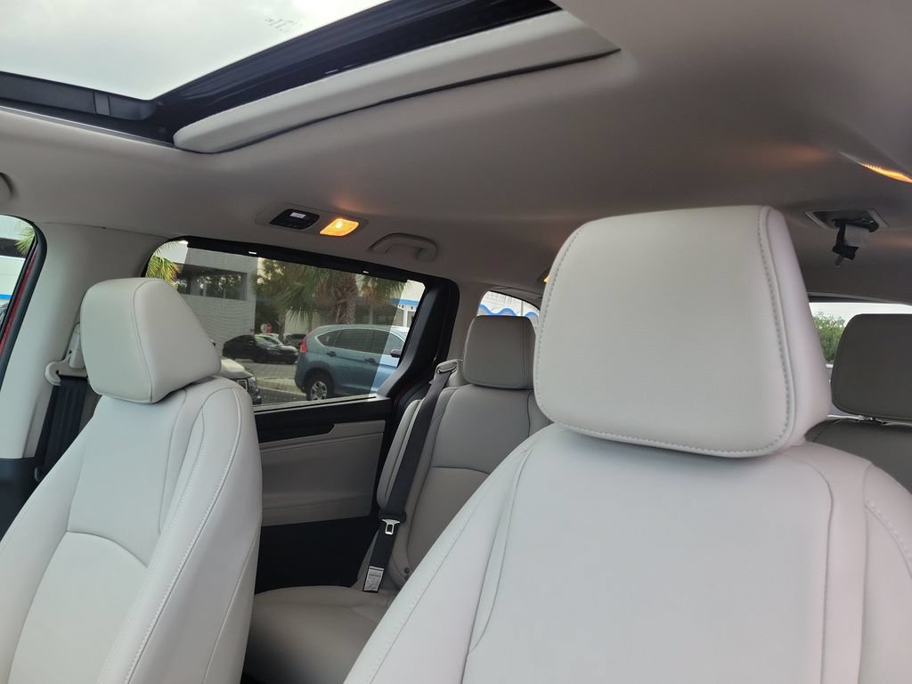 Certified 2026 Honda Odyssey EX-L image 30