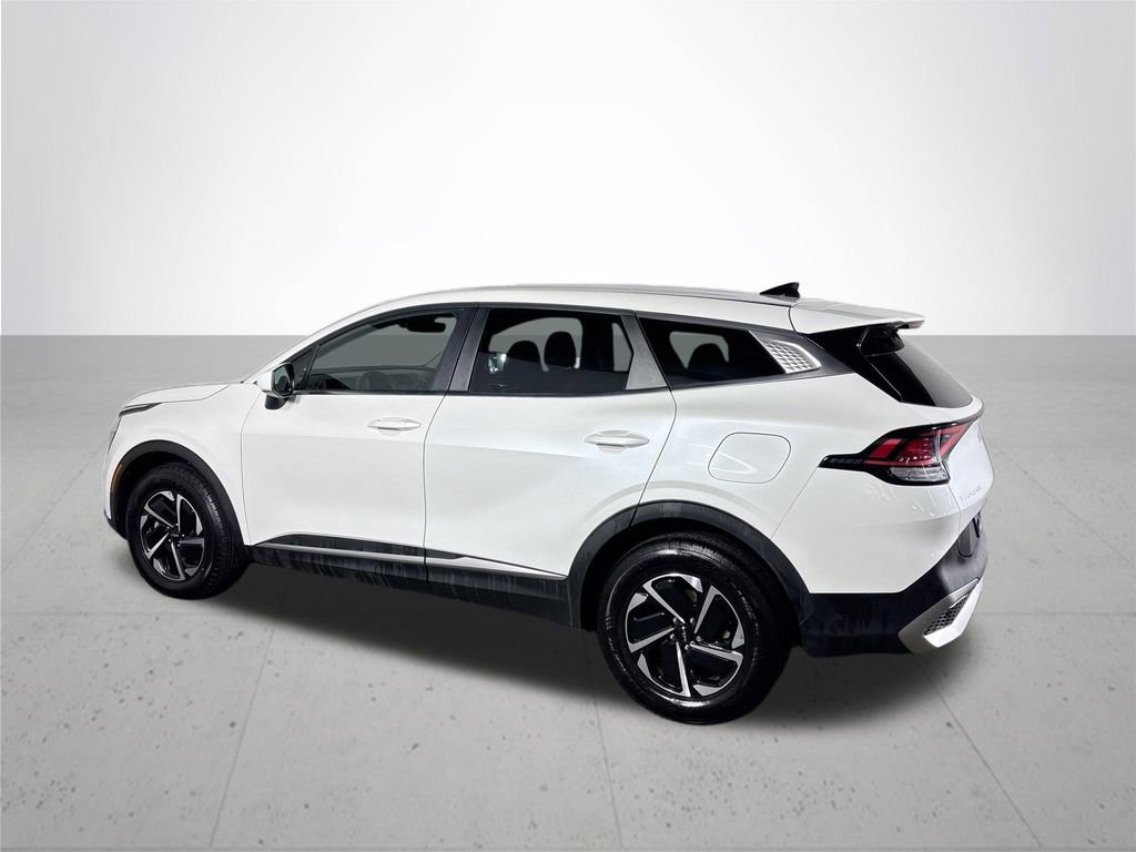Certified 2023 Kia Sportage LX image 9