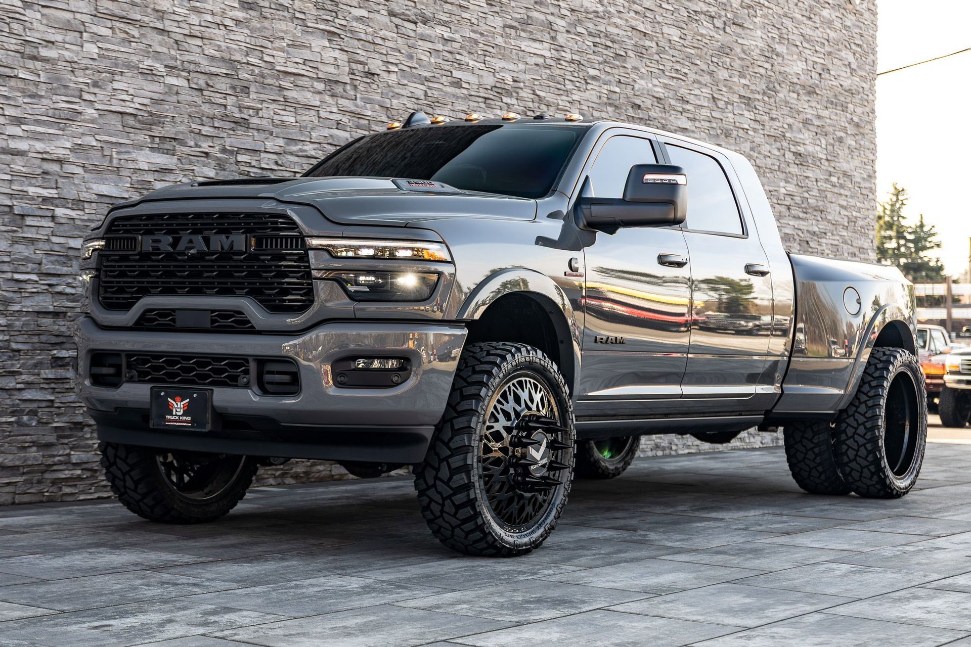 Used 2026 RAM 3500 Limited image 6