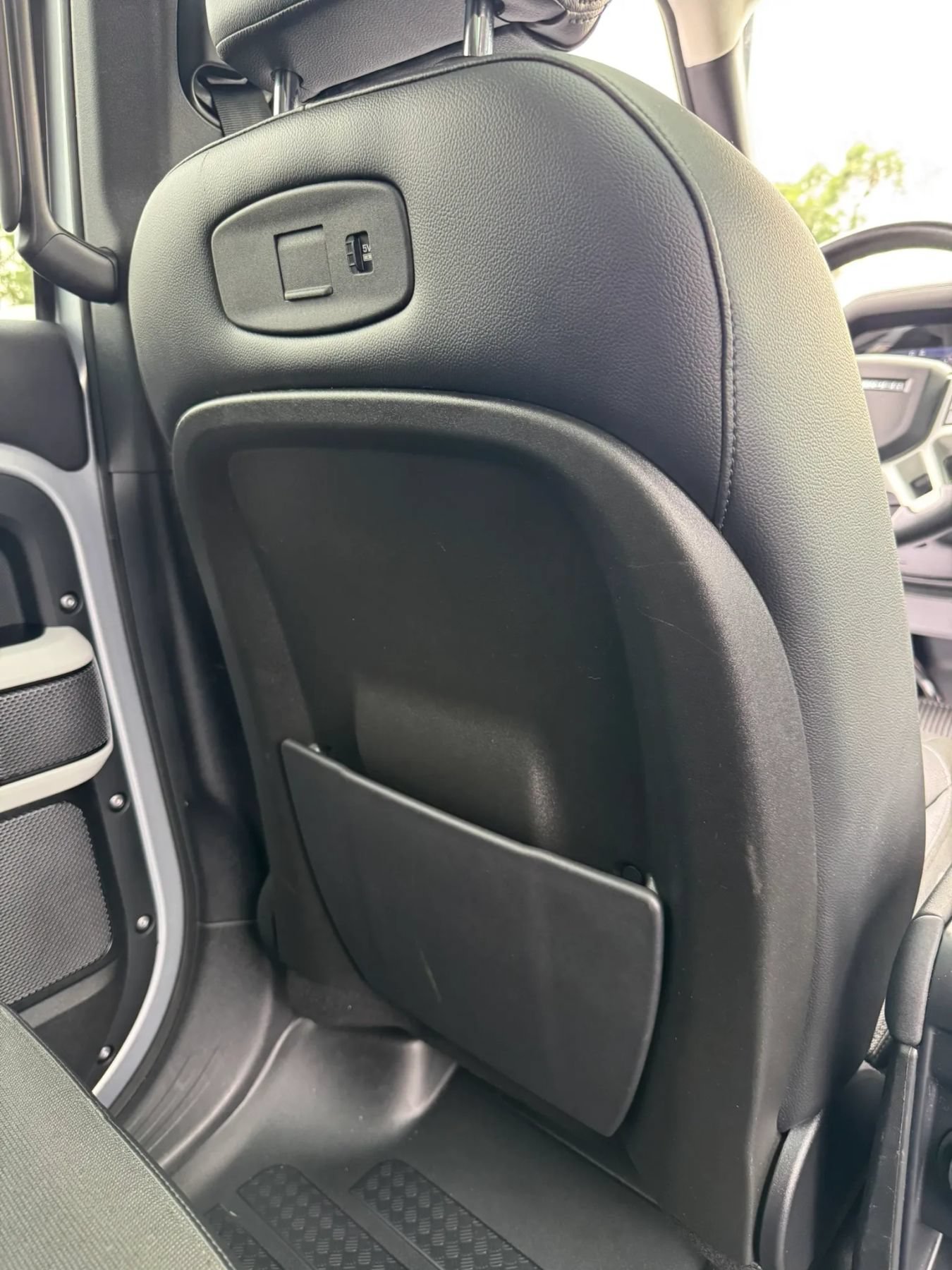 Used 2020 Land Rover Defender 110 HSE AWD/4WD image 27