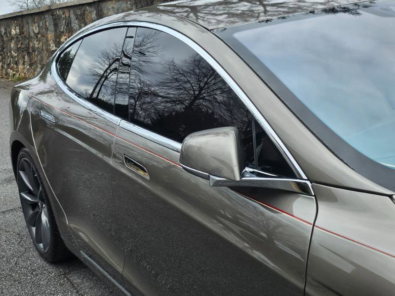 Used 2016 Tesla Model S 90D image 16