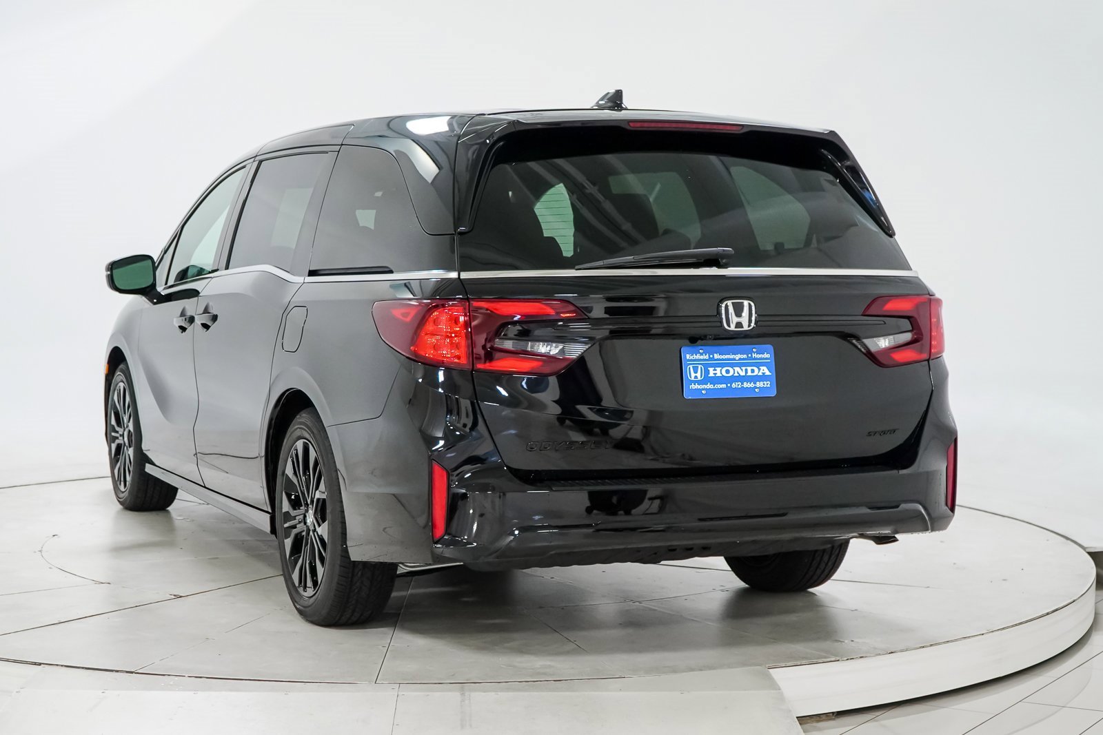 New 2026 Honda Odyssey Sport-L image 5