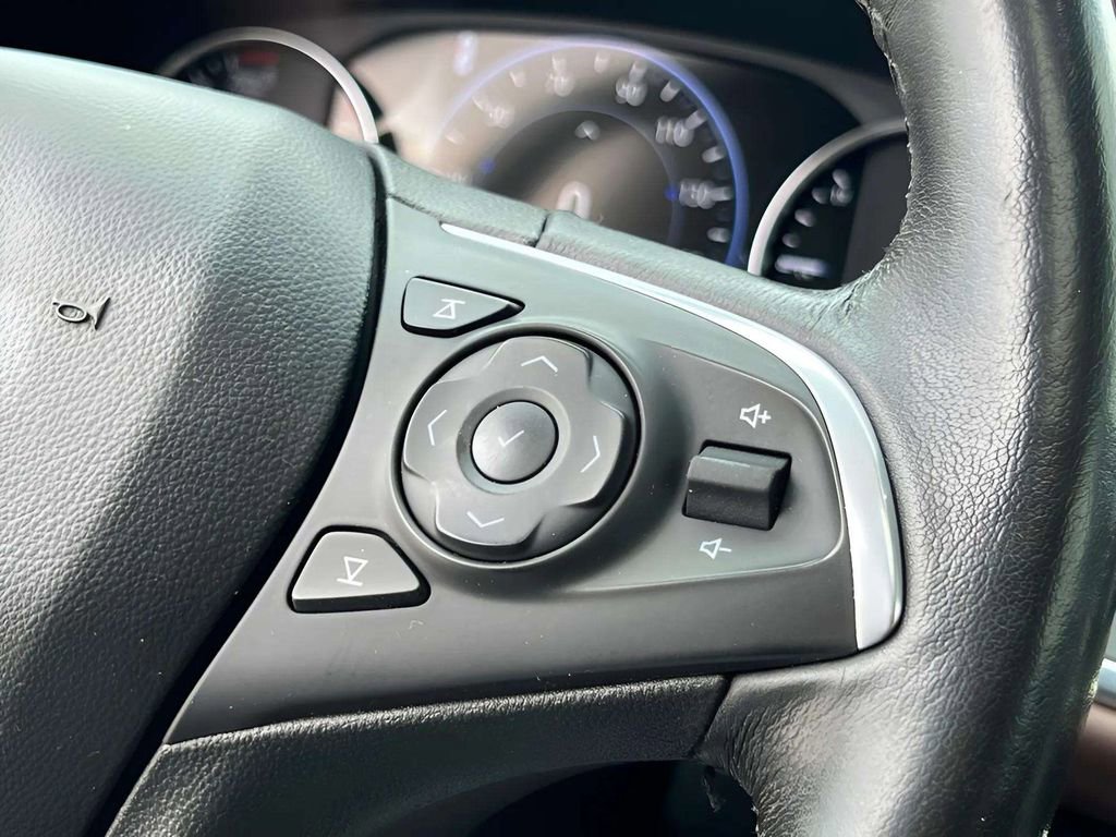 Used 2021 Buick Enclave Avenir w/ Avenir Technology Package AWD/4WD image 22