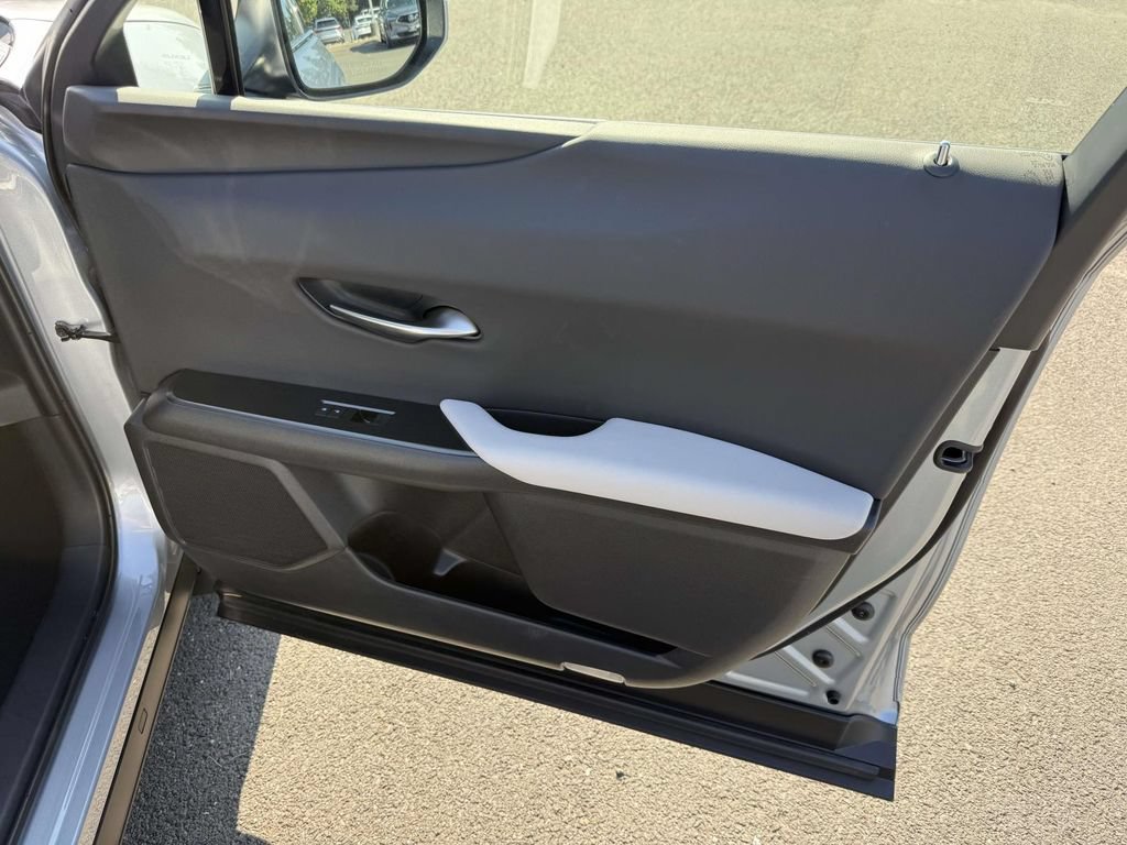 Used 2025 Lexus UX 300h AWD w/ Accessory Package (Z1) image 15