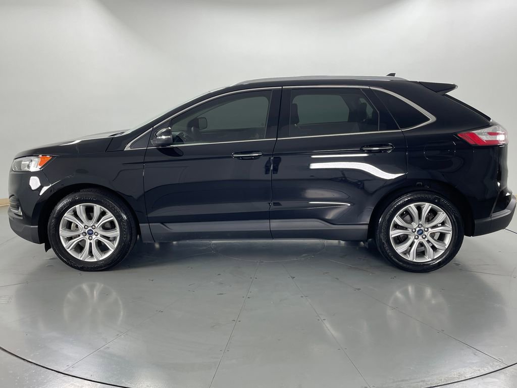 Used 2020 Ford Edge Titanium image 30