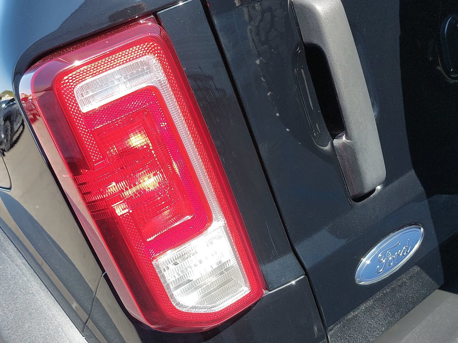 Used 2023 Ford Bronco 4-Door AWD/4WD image 38
